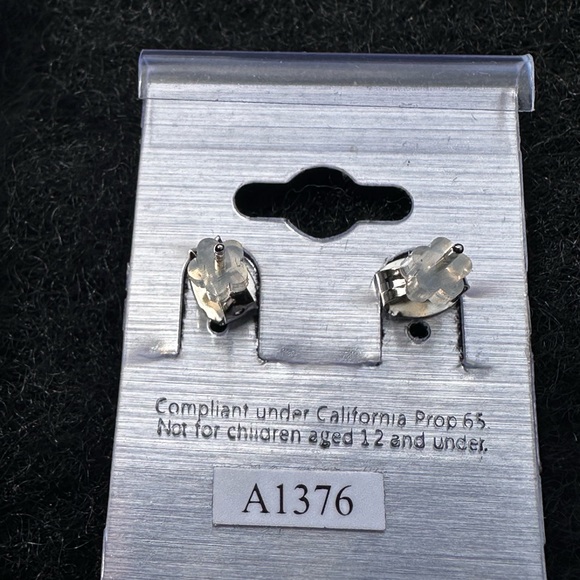 JOY square/princess cut CZ stud earring set. Surgical steel/ No lead/ No nickel - Picture 6 of 6
